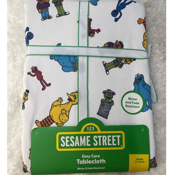 Sesame Street Kitchen Tablecloth Elmo Big Bird Cookie Monster 70 Inch Round NEW - Picture 1 of 11